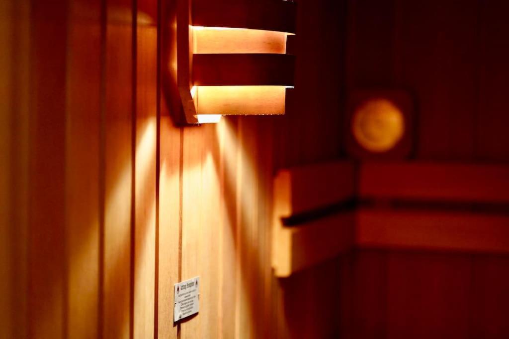 Helle Kellerwohnung Im Gruenen Mit Sauna Cologne Exterior photo