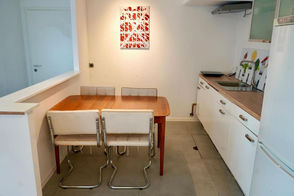 Helle Kellerwohnung Im Gruenen Mit Sauna Cologne Exterior photo